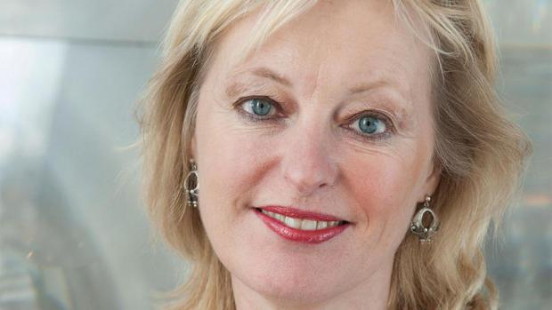 Jet Bussemaker is minister van Onderwijs, Cultuur en Wetenschap (PvdA)
&lsquo;Het is goed dat er onderzoek naar de samenwerking is gedaan. Met de conclusies uit het onderzoek snap ik de stap van het College van Bestuur en steun ik deze stap.&rsquo;